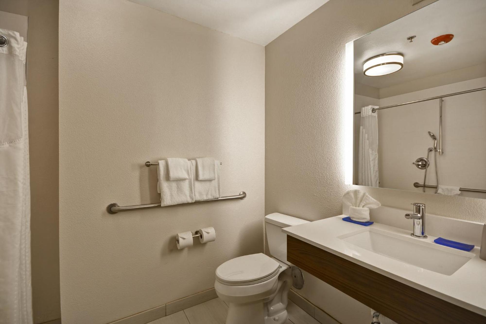 Holiday Inn Express Fresno River Park Highway 41, An Ihg Hotel Ngoại thất bức ảnh