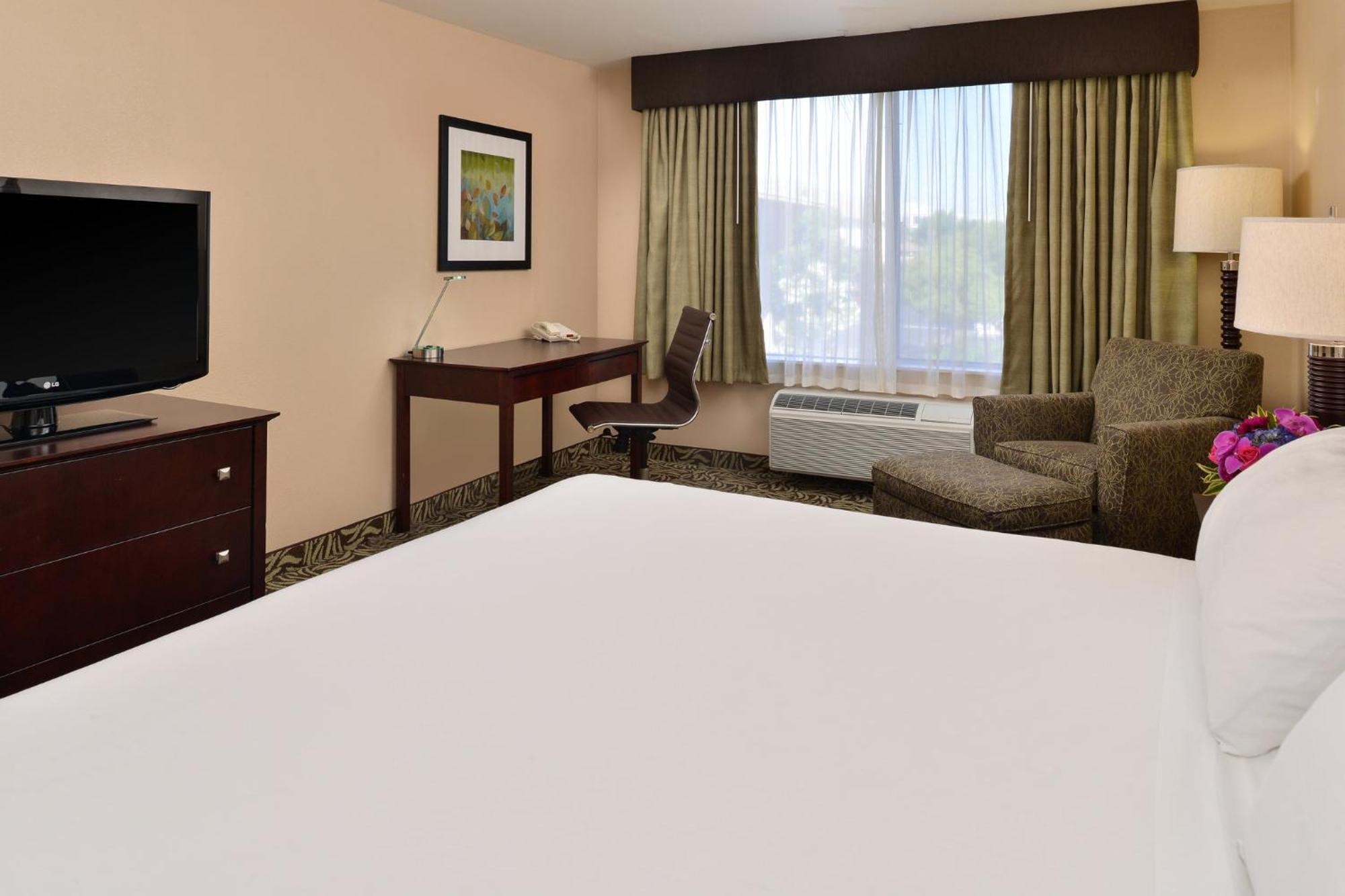 Holiday Inn Express Fresno River Park Highway 41 By Ihg Ngoại thất bức ảnh