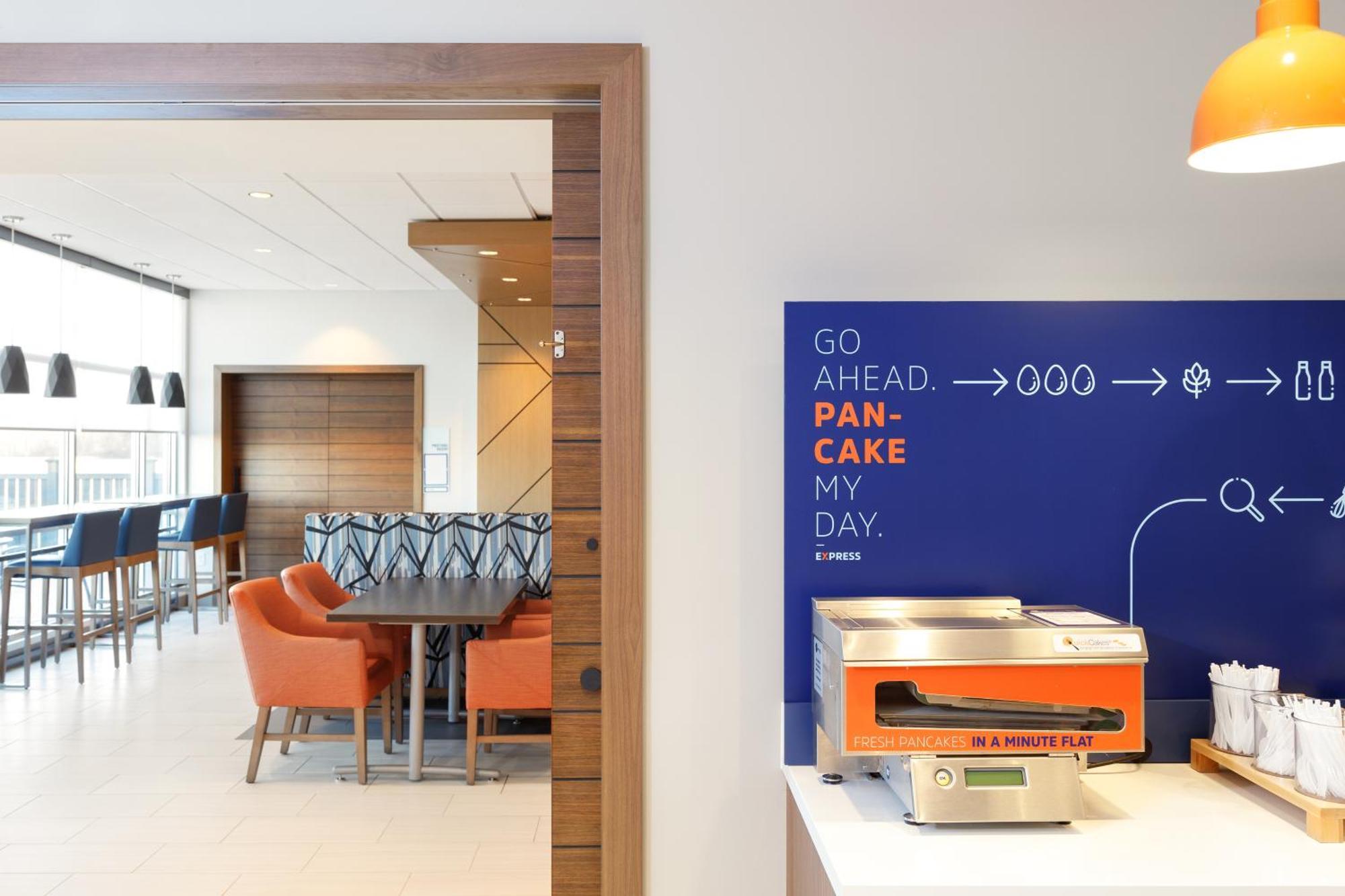 Holiday Inn Express Fresno River Park Highway 41 By Ihg Ngoại thất bức ảnh